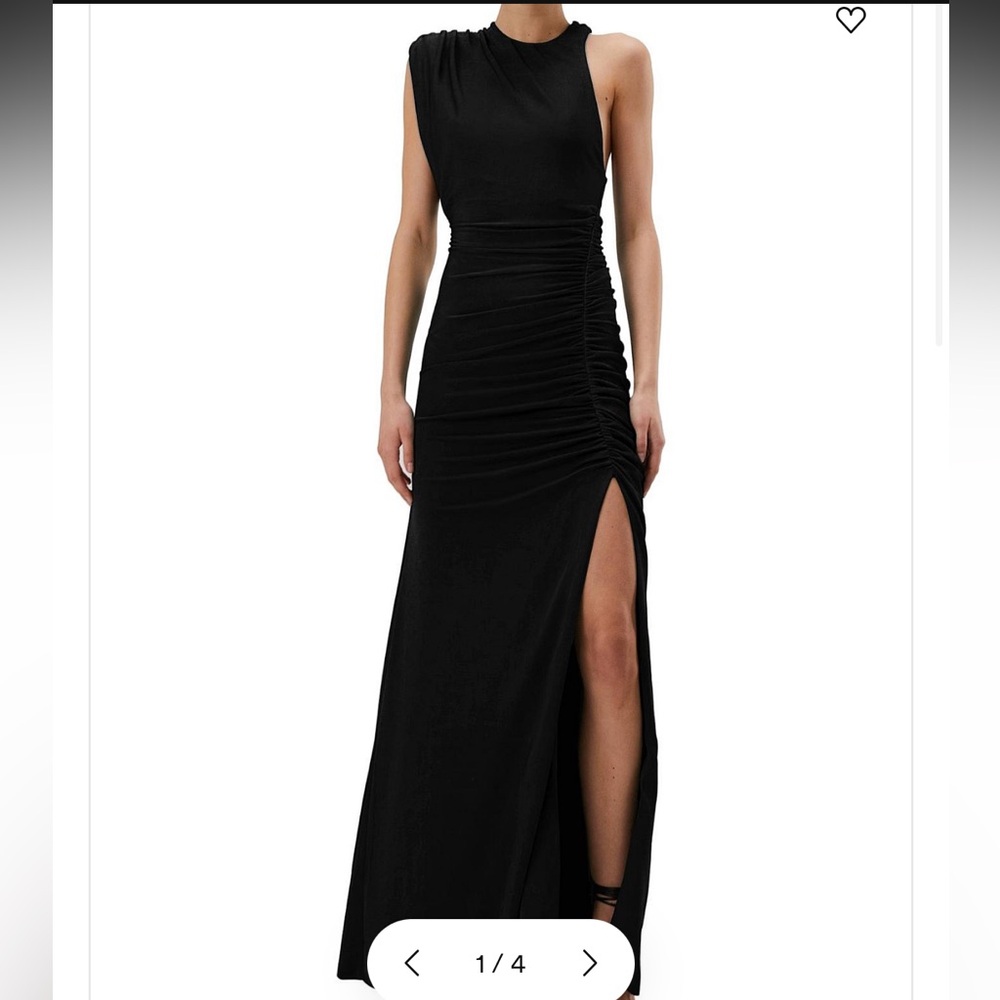 MISHA
CHANTRIA SLINKY ONE SHOULDER SIDE SPLIT DETAIL GOWN‎ IN BLACK